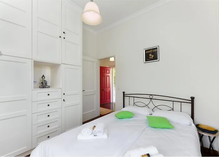 Antoon Case de vacanță *